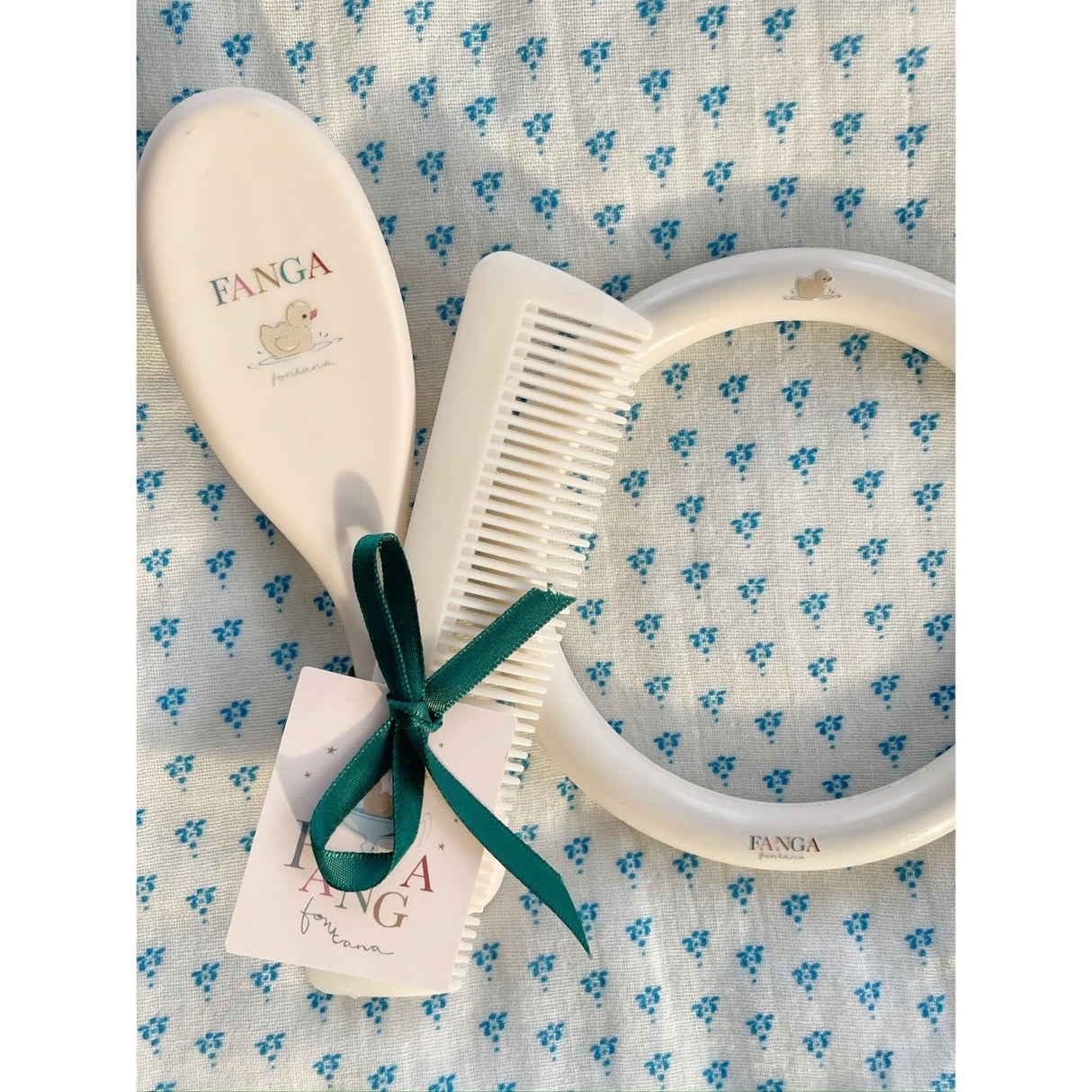 Konges Sløjd Fanga Fontana Beige Baby Hairbrush Sæt