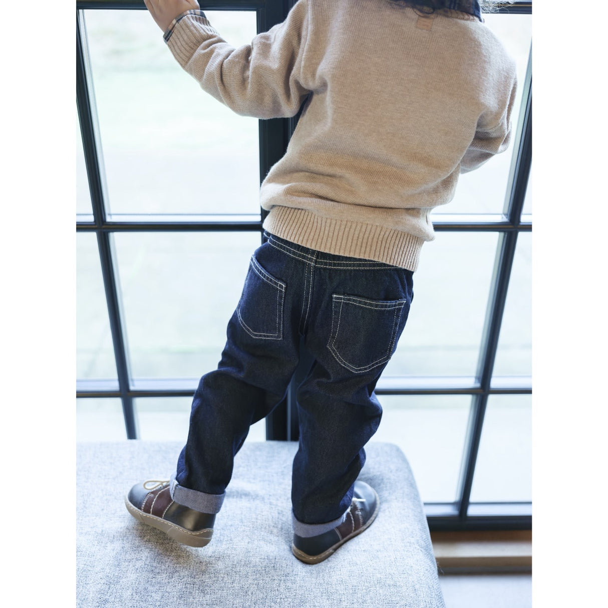 Hust & Claire Biscuit Pelle Strik Strong Man