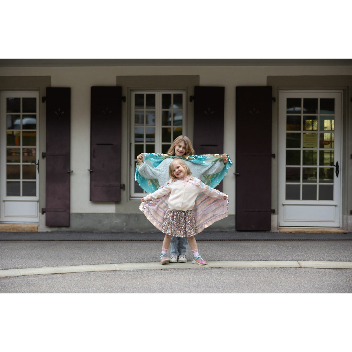 Great Pretenders The 5th Avenue Paillette Kappe, Gold/Light Pink