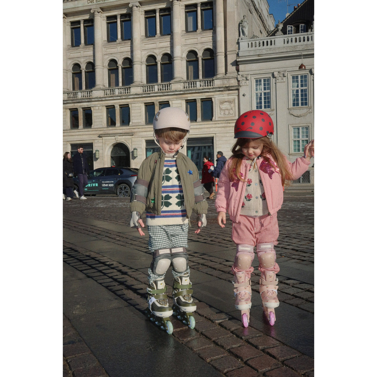 Konges Sløjd Cherry Blush Light Up Roller Skates