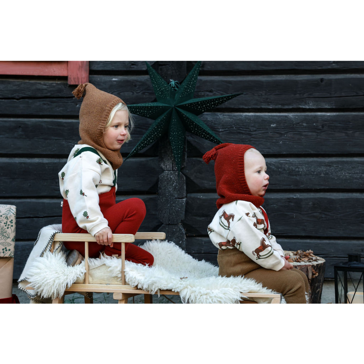 Silly Silas Maple Leaf With Dark Forest Green Footless Strømpebukser Christmas Edition