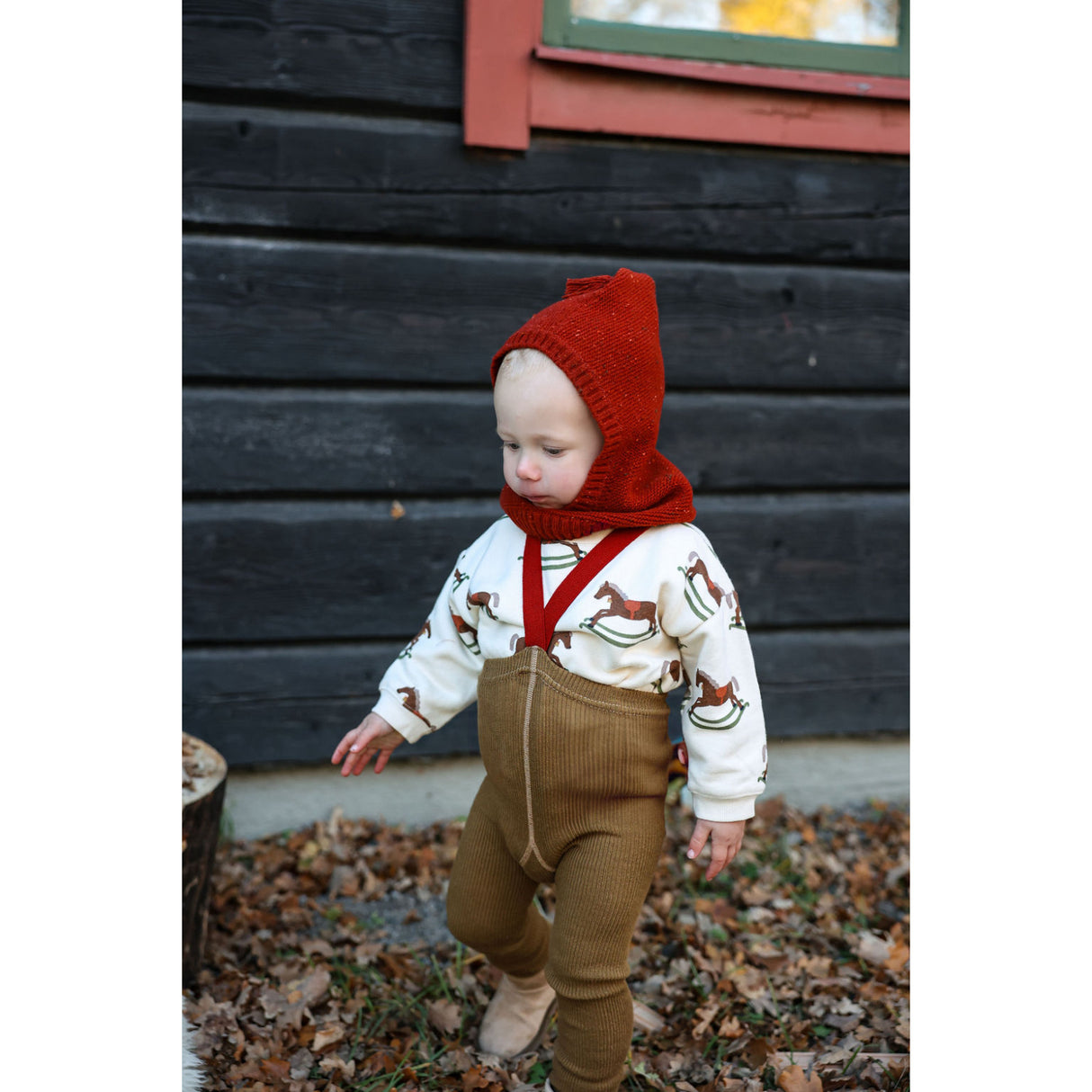 Silly Silas Acorn Brown With Maple Leaf Footed Strømpebukser Christmas Edition