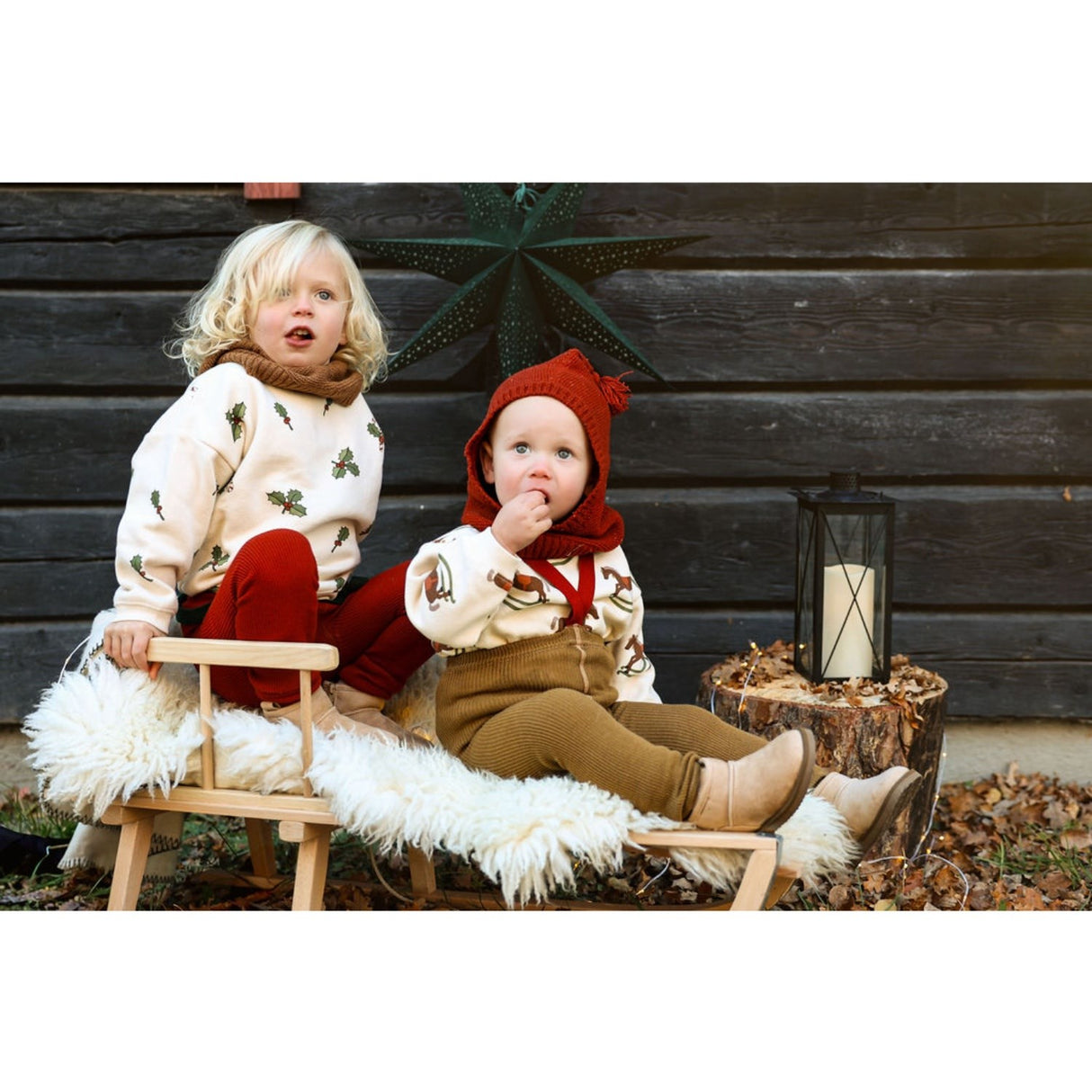 Silly Silas Maple Leaf With Dark Forest Green Footless Strømpebukser Christmas Edition