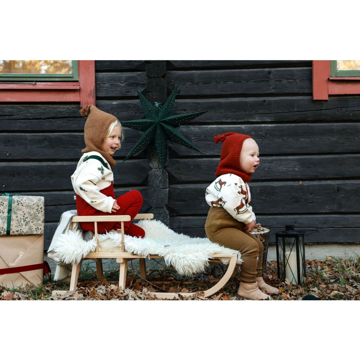 Silly Silas Acorn Brown With Maple Leaf Footless Strømpebukser Christmas Edition