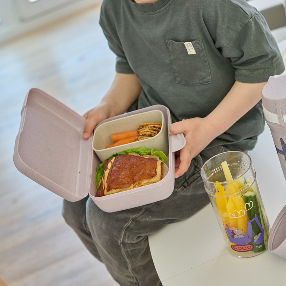 Koziol Organic Purple Grey Lunch Box Med Separat Skål Candy L Trucks