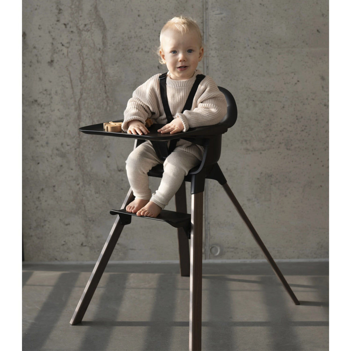 Stokke® Clikk™ Highchair Black / Warm Brown