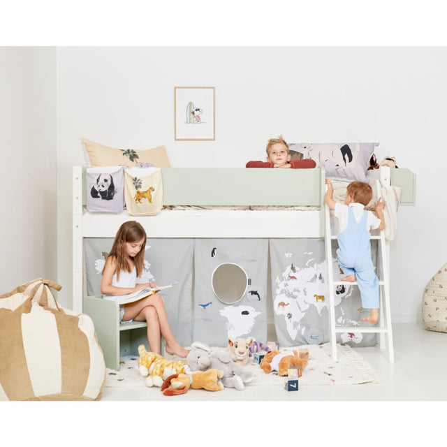 Manis-h Snow White Mari Halvhøj Seng Med Skråstige