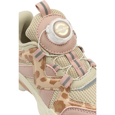 Mikk-Line Cinder Sneakers Med Spin