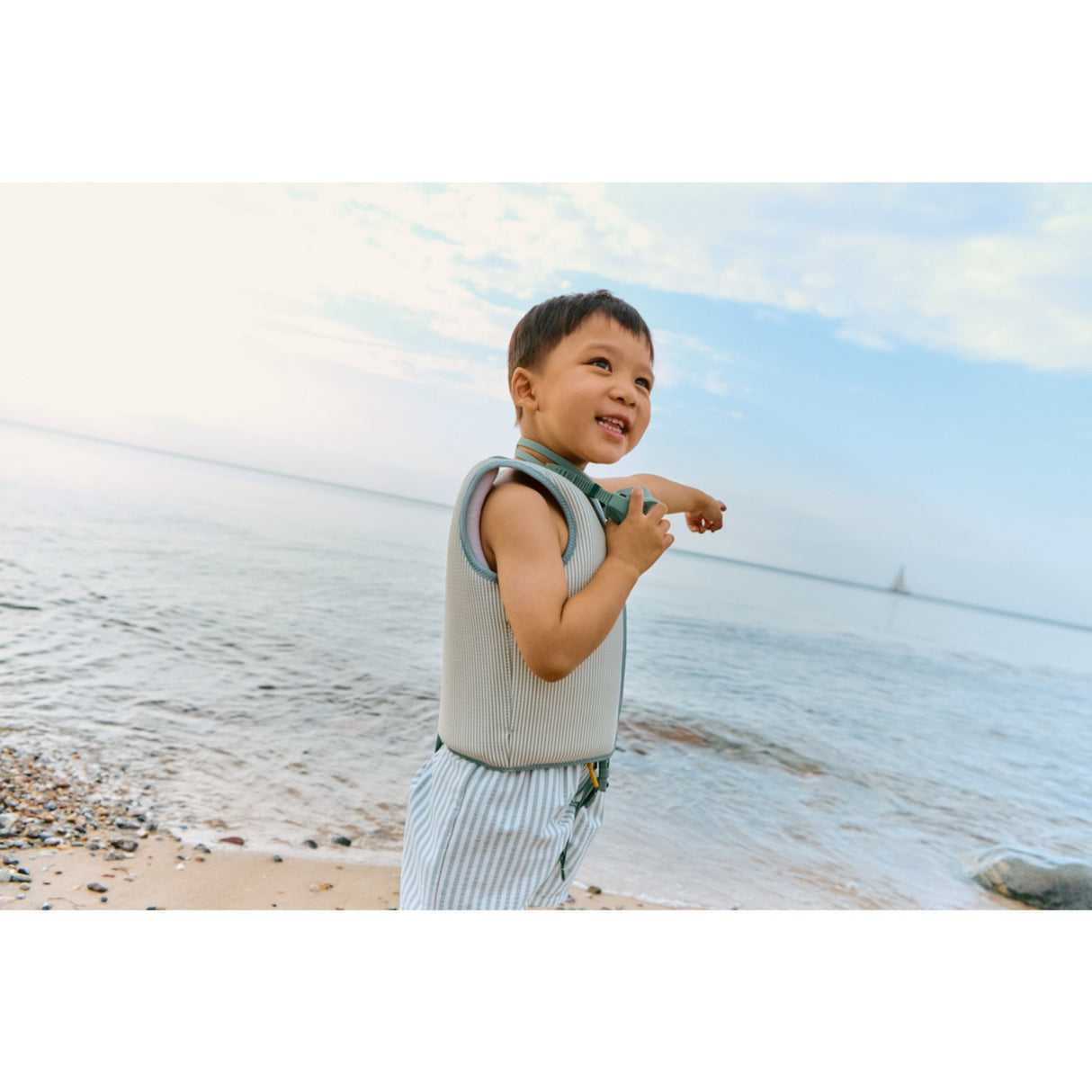 LIEWOOD Peppermint / Sandy Dove Seersucker Swim Vest