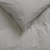 by KlipKlap Steel Grey Emil Stripe Sengetøj