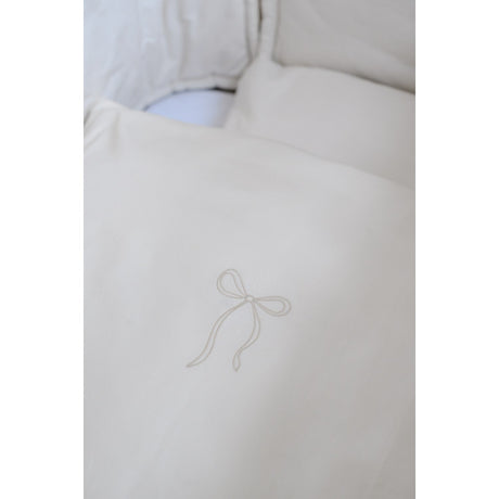 We Are Bitte X Luksusbaby Light Sand Baby Sengetøj Sløjfe