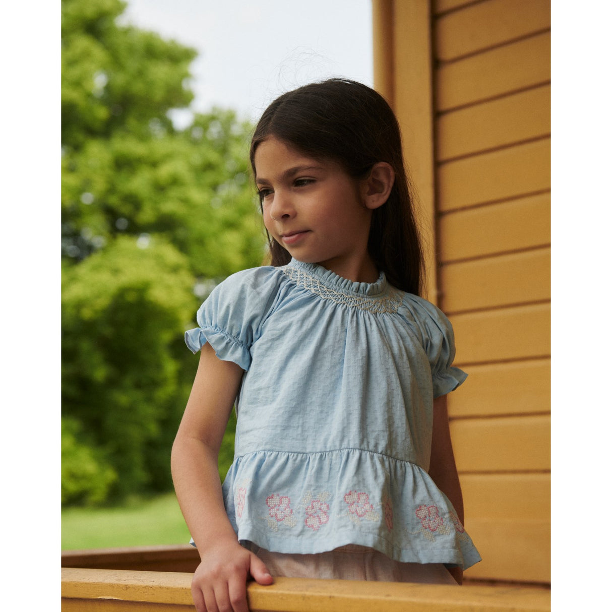 COPENHAGEN COLORS Lt. Blue Comb. Bluse W. Smock W. Emb.