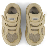 New Balance Sneakers Stoneware 2002 Kids Hook & Loop