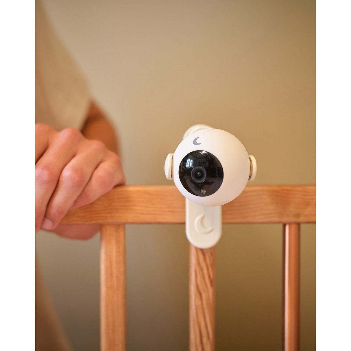 Moonboon Cream White Intelligent Baby Monitor