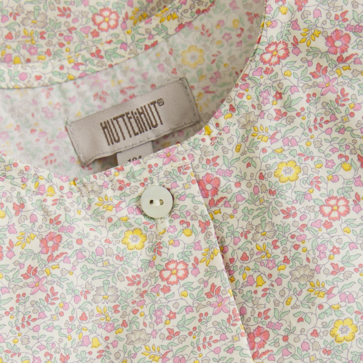 Huttelihut Double Cream Kjole Ss In Liberty Stof