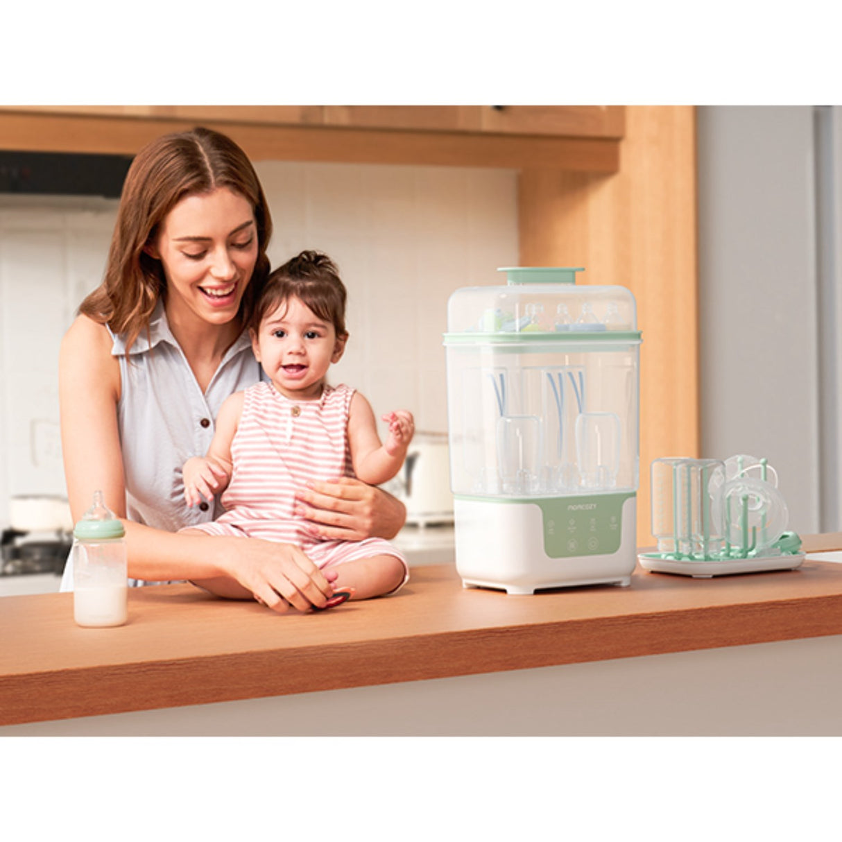 Momcozy BS04 4-in-1 Flaske Sterilisator Og Tørrer
