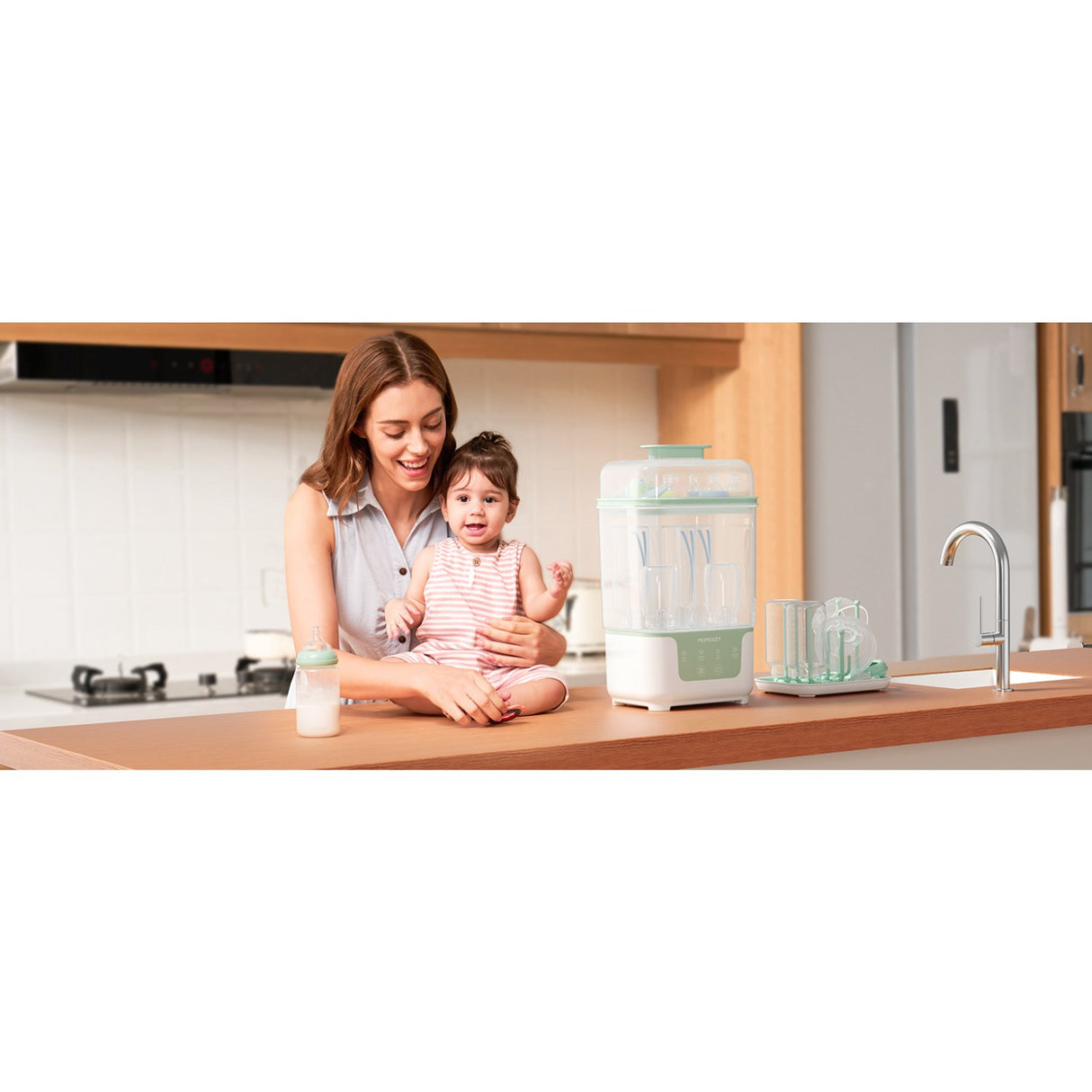 Momcozy BS04 4-in-1 Flaske Sterilisator Og Tørrer