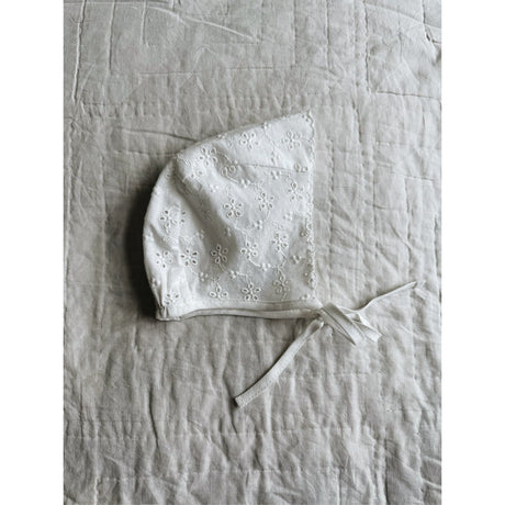 Lalaby Broderie Anglaise Linn Bonnet