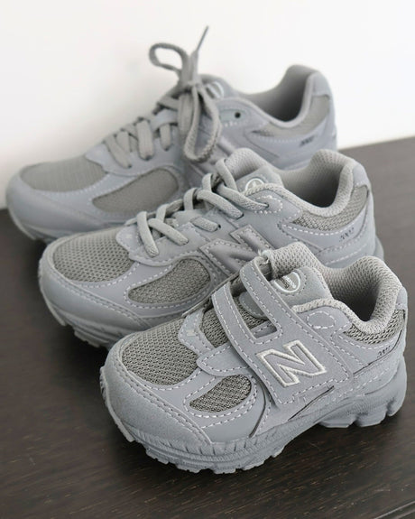 New Balance Sneakers Slate Grey 2002 Kids Hook & Loop