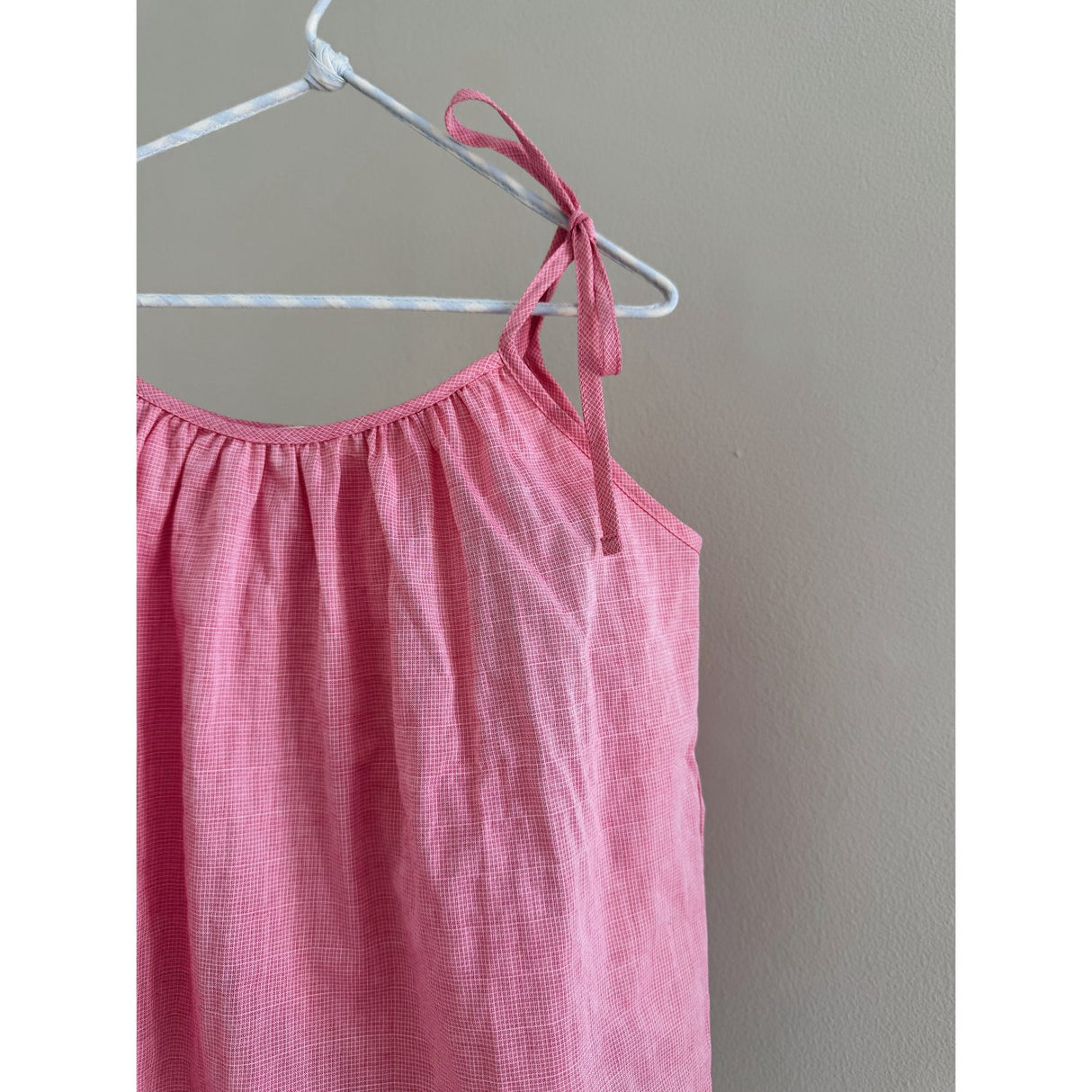 Lalaby Raspberry Tilde Top