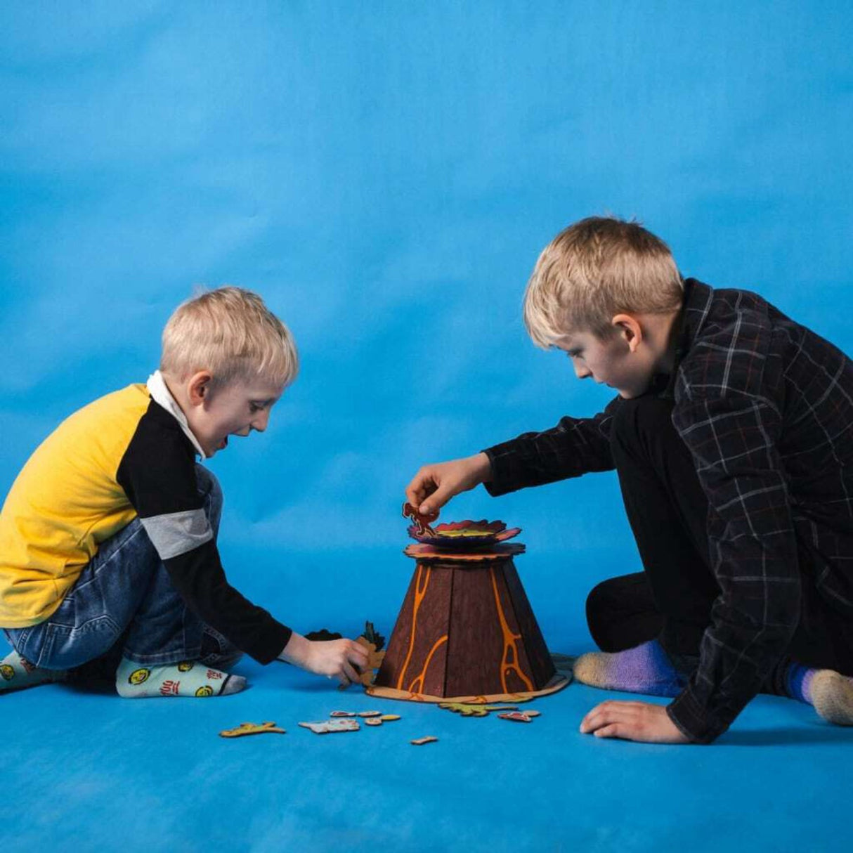 Crateit Dinosaur Wooden Legetøj Volcano Escape