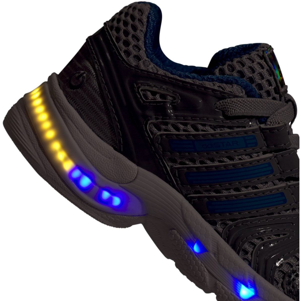 adidas Originals Lgh Solid Grey Grey Three Ftwr White Adistar Control 5 Led El I Sneakers
