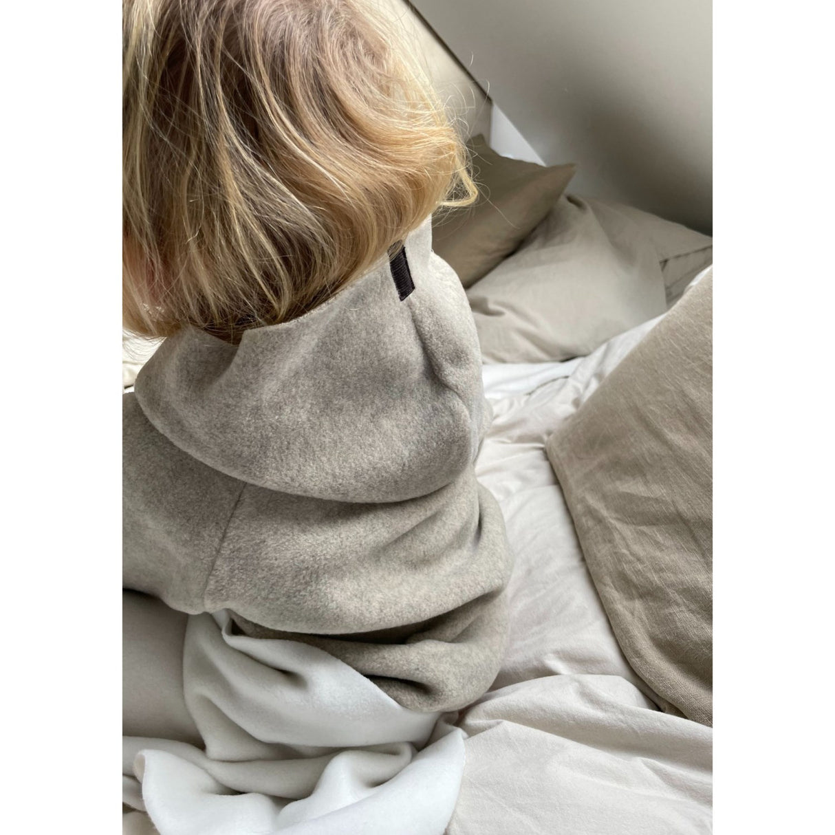 Growing Up by Steffensen Copenhagen Sand Fleece Hættetrøje