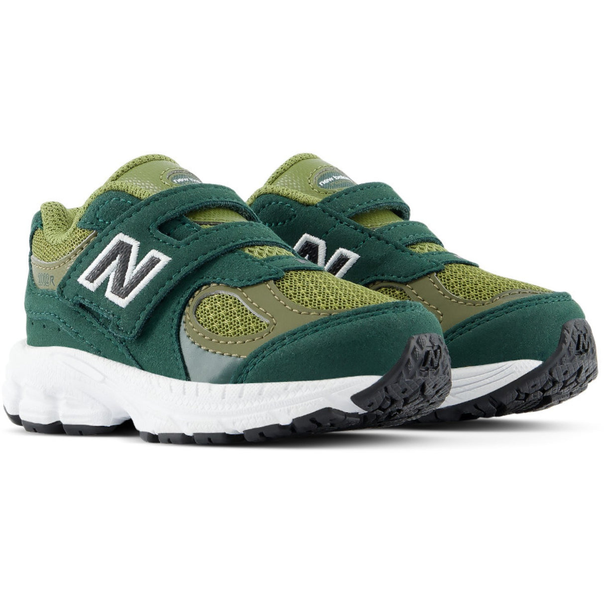 New Balance Nordic Green 2002 Kids Hook & Loop