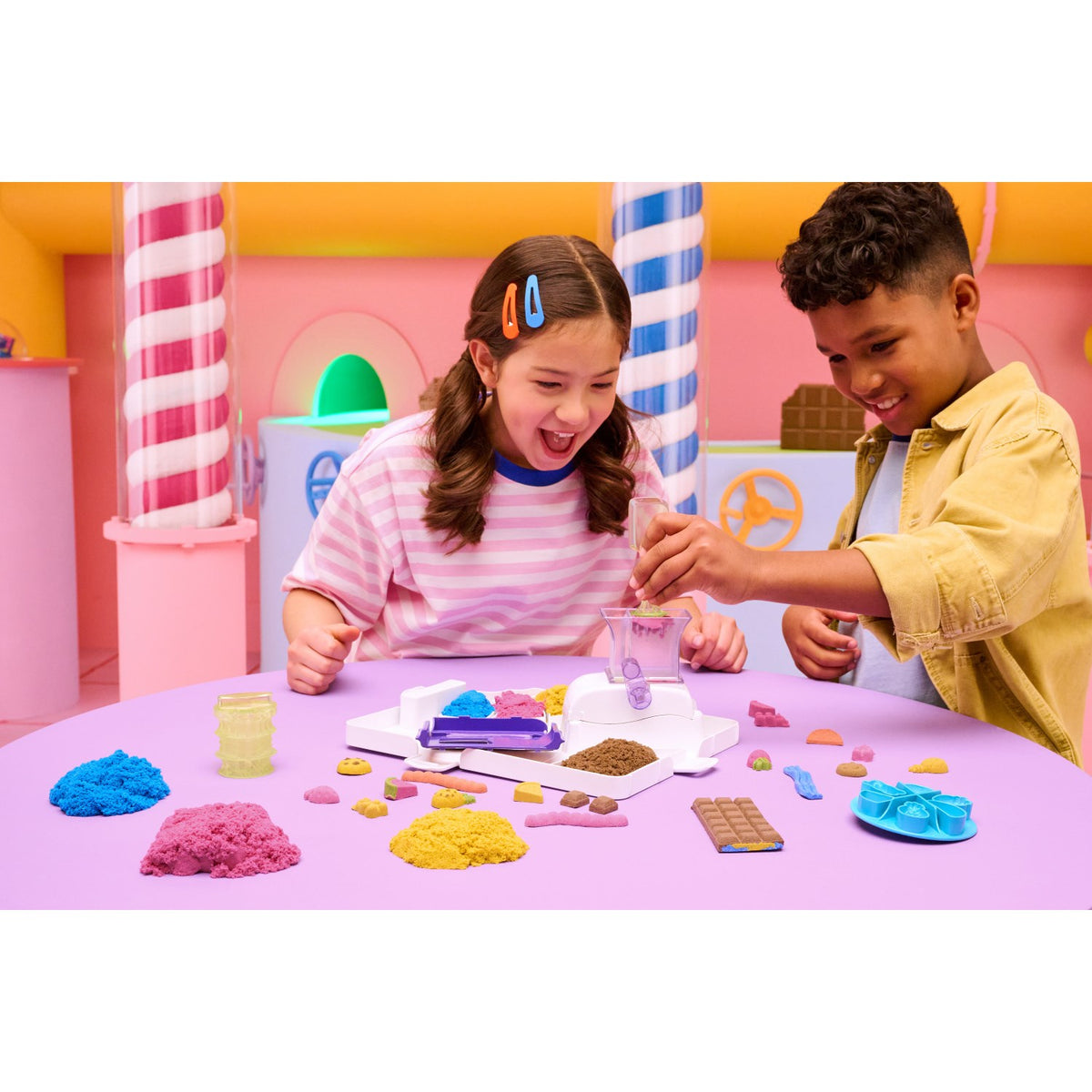 Kinetic Sand Sweet Station