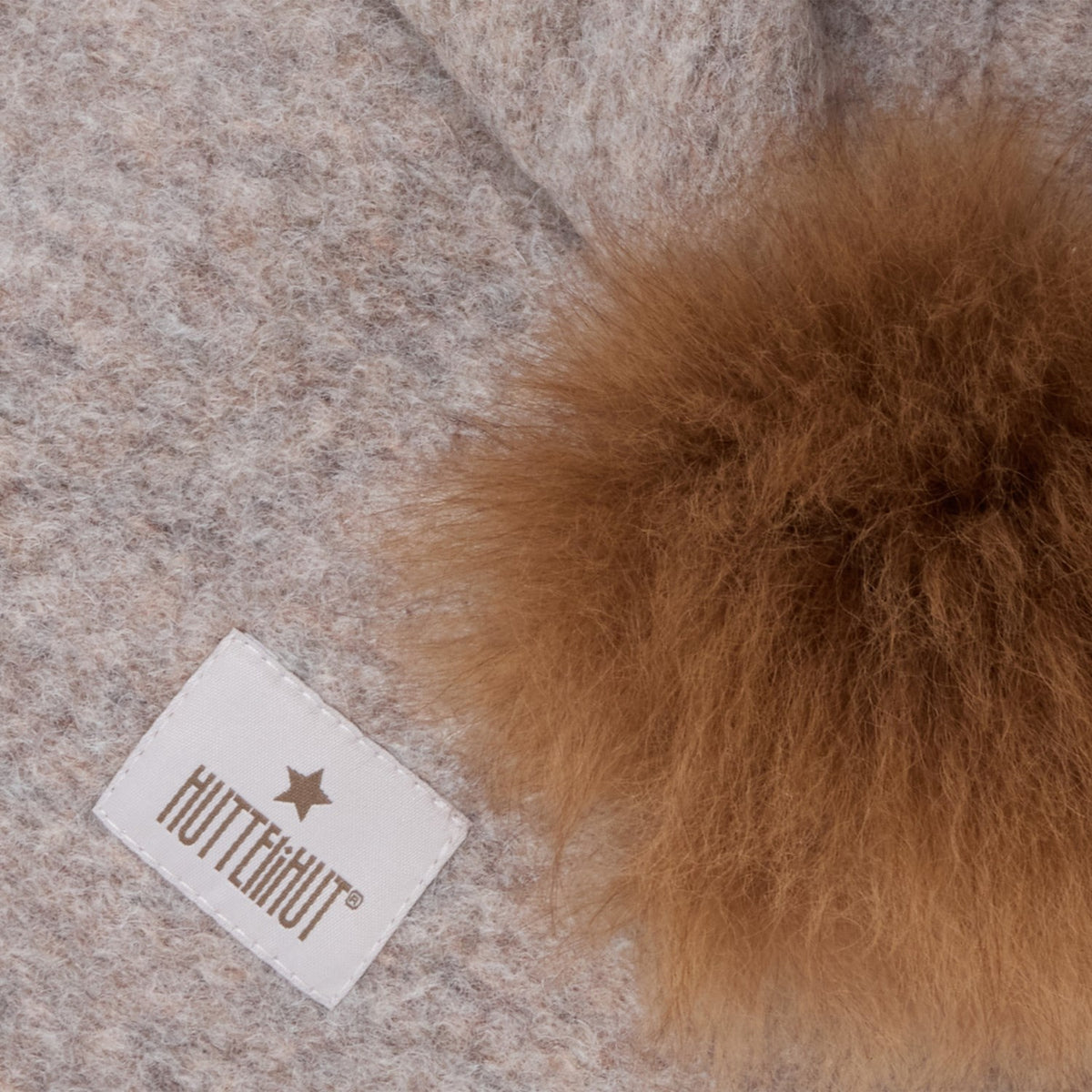 Huttelihut Camel Melange Elefanthue Uld Alpaca Pompoms