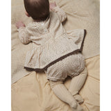 COPENHAGEN COLORS Sand Flower Print Twill Aop Baby Sæt Bluse & Bloomers