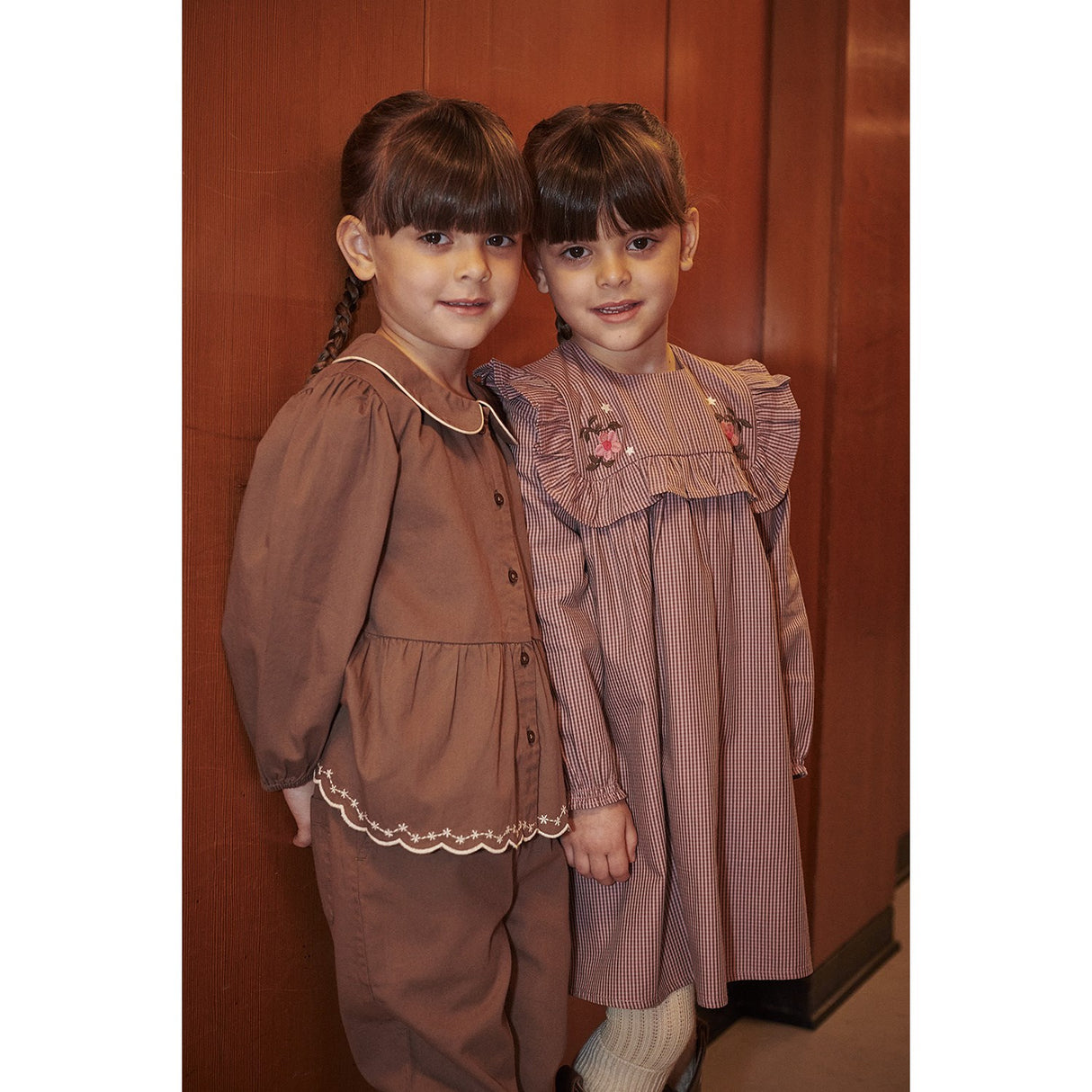 COPENHAGEN COLORS Walnut Twill Bluse M/ Embroidery