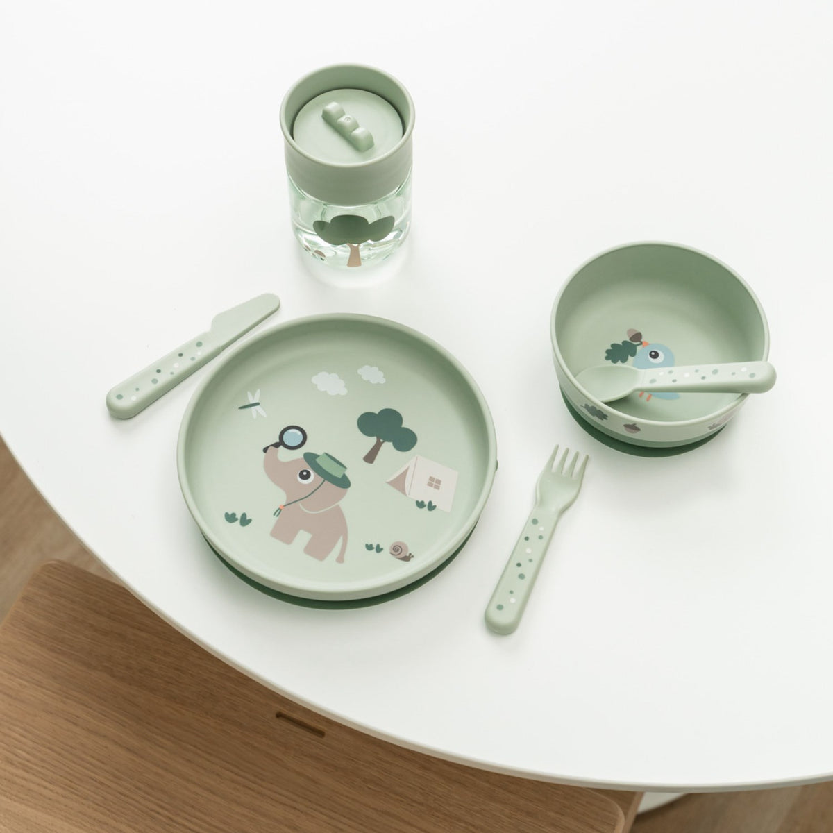 DonebyDeer Green Tiny Trails Foodie Dinner Sæt Med Kop