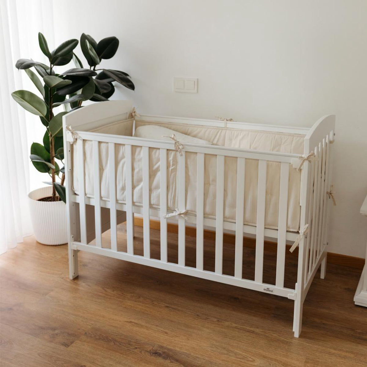 Tinynord White Cot Leon