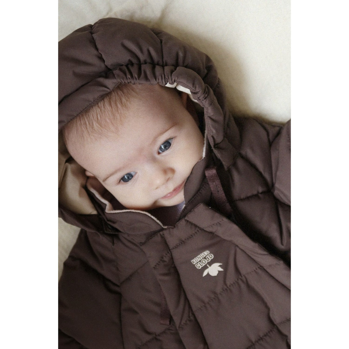 Konges Sløjd Chocolate Brown Alpi Baby Dragt Grs