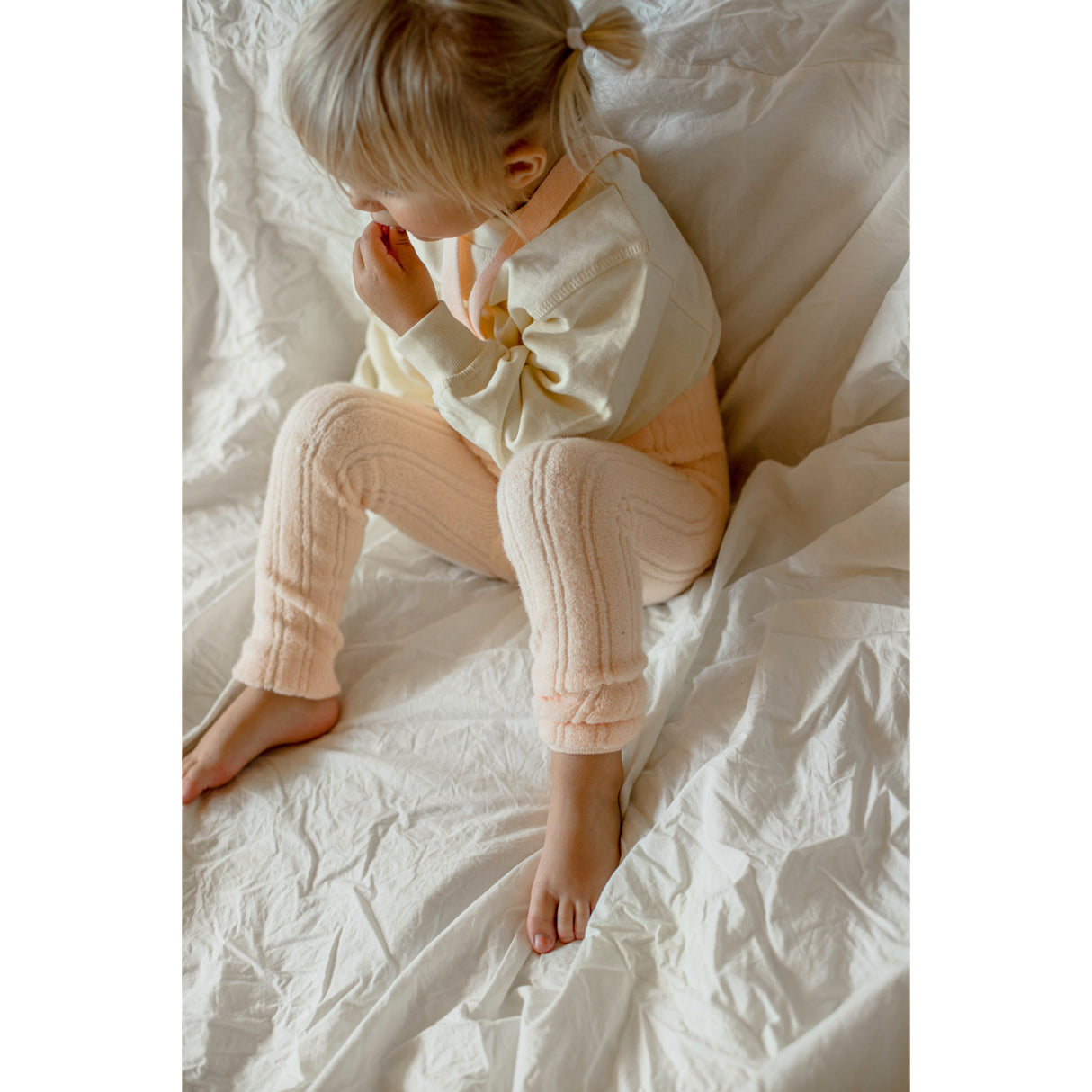 Silly Silas Granny Bamse Footless Strømpebukser Med Braces Silky Peach