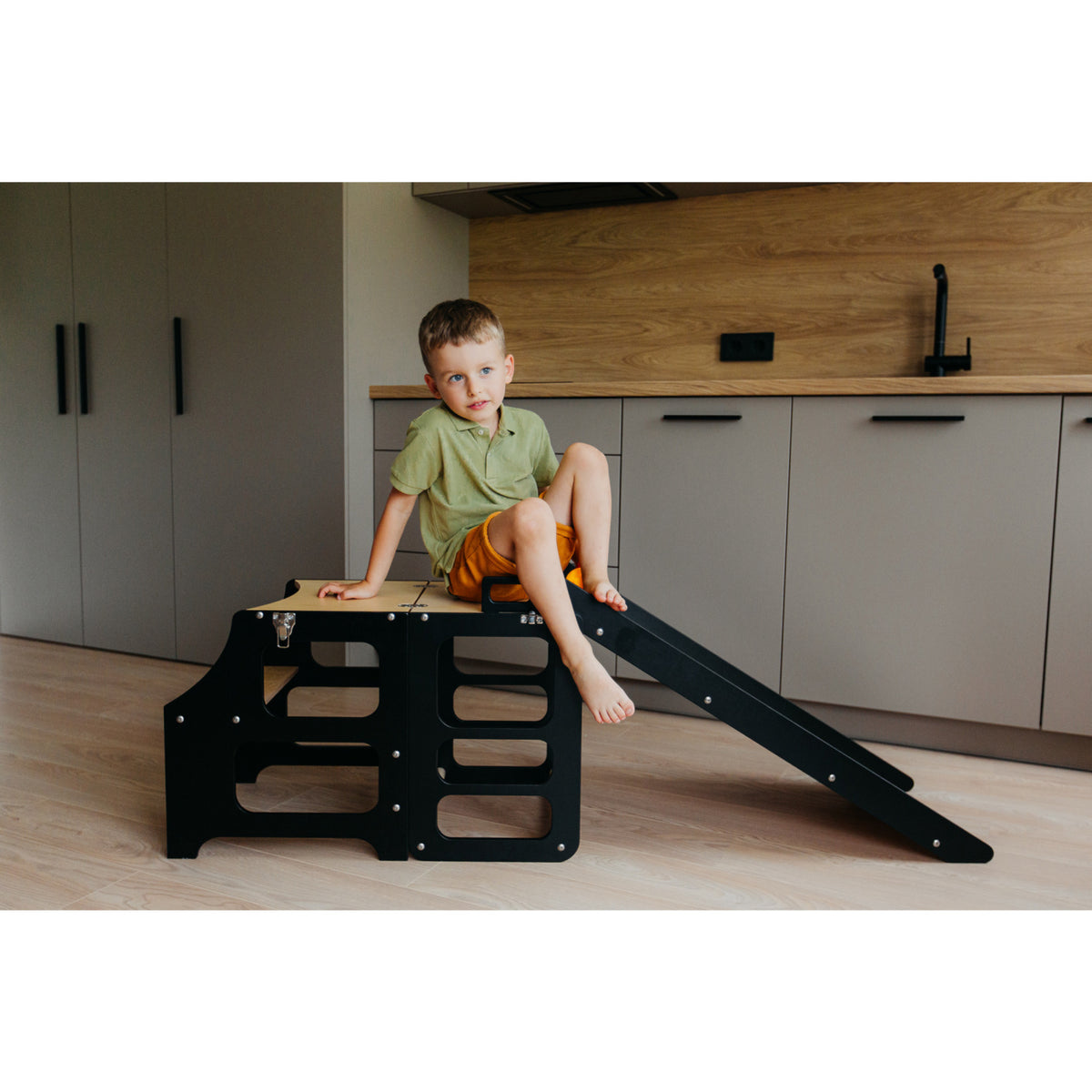Duck Woodworks Black Foldbar EC Køkken Læringstårn Med Rutsjebane