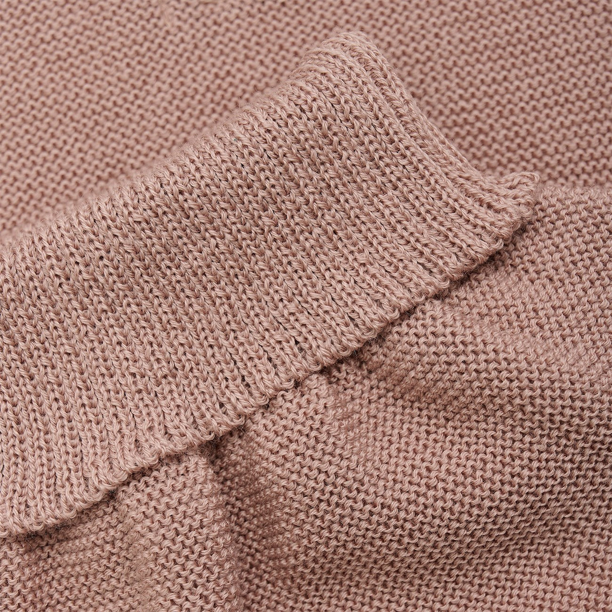 Huttelihut Mahogany Rose Halsedisse Wool Knit