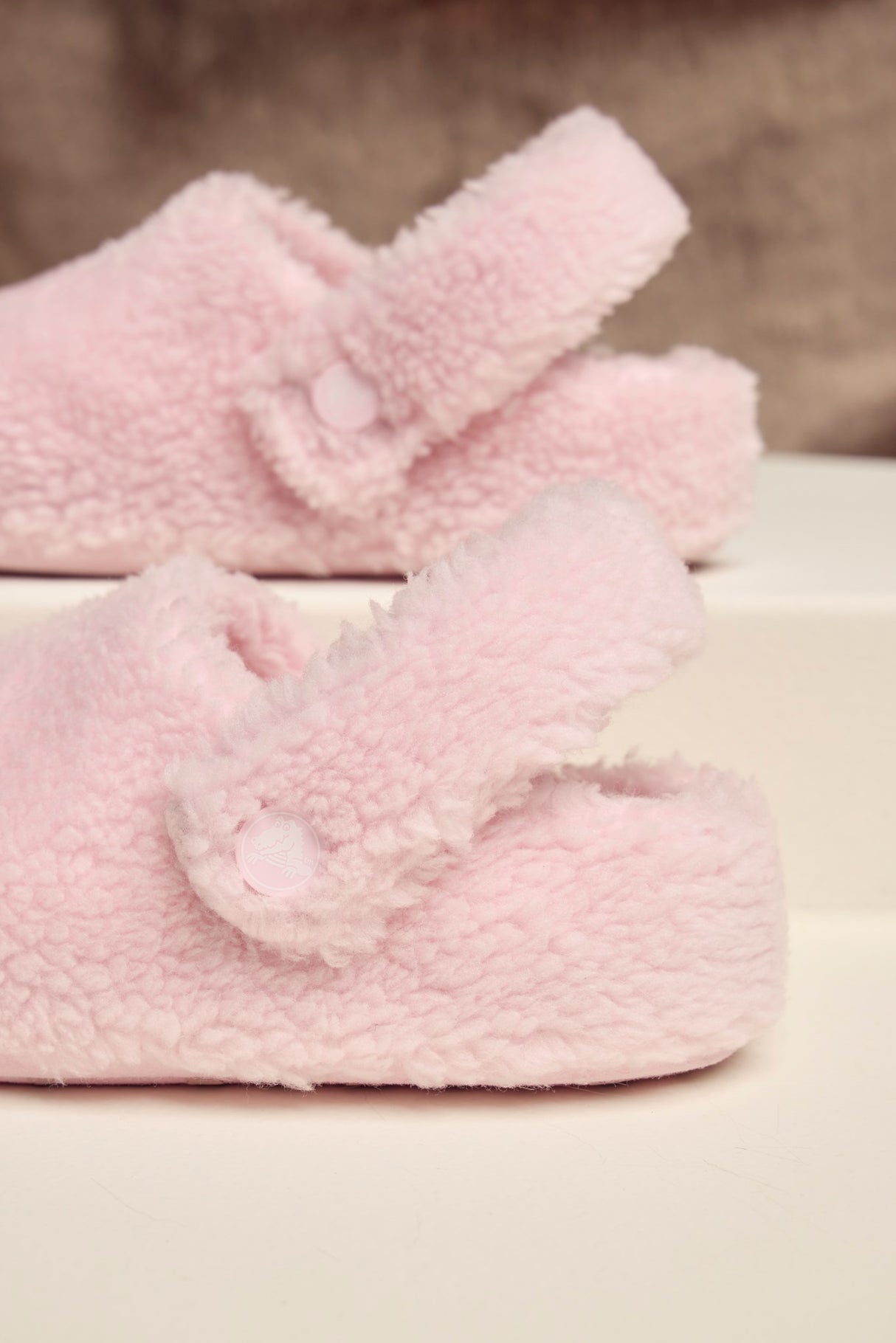 Crocs Pink Milk Classic Cozzzy Slipper