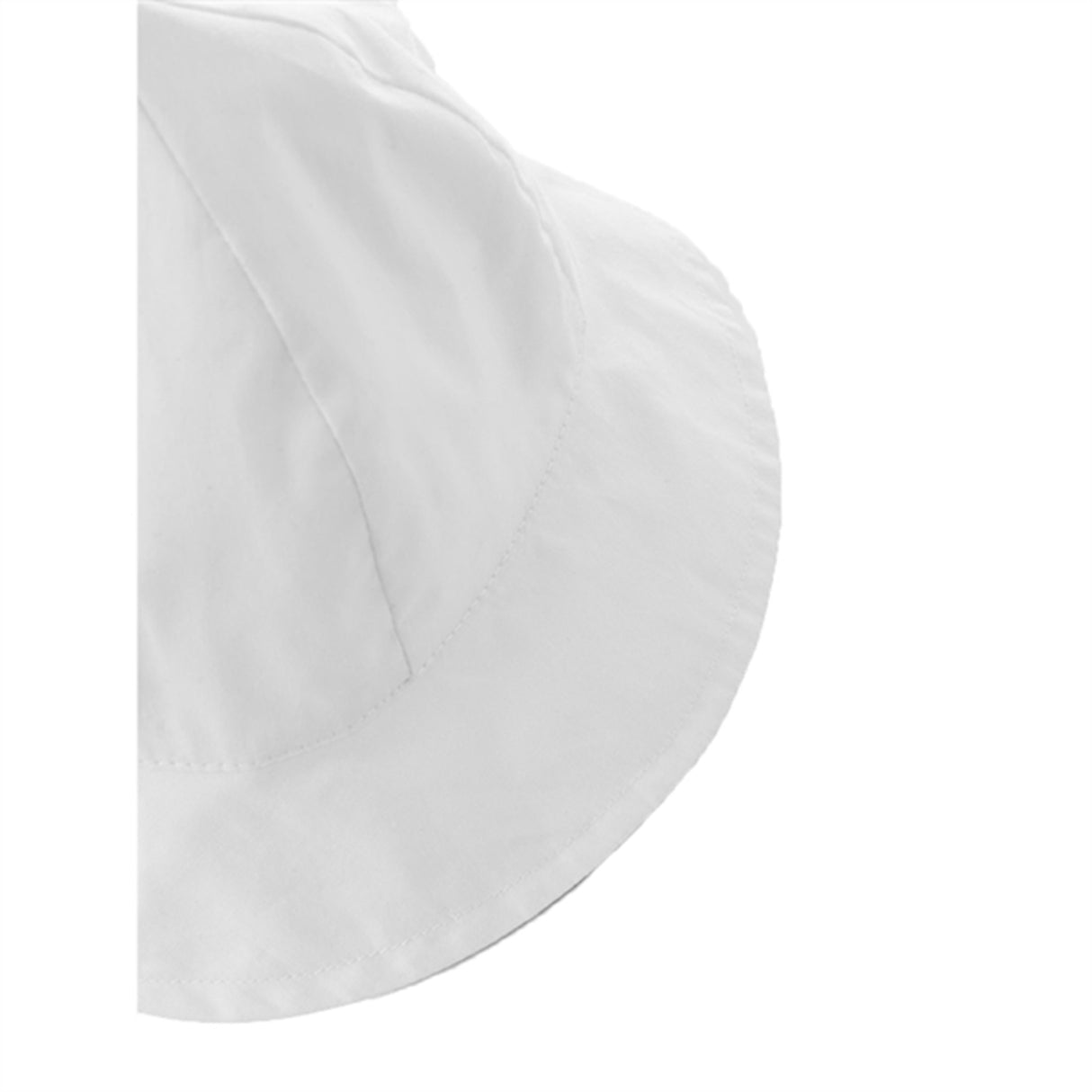 Name it Bright White Zanny UV Solhat med Øreklapper 2