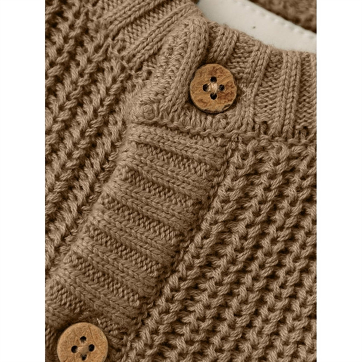 Lil'Atelier Tigers Eye Emlem Strik Cardigan 2