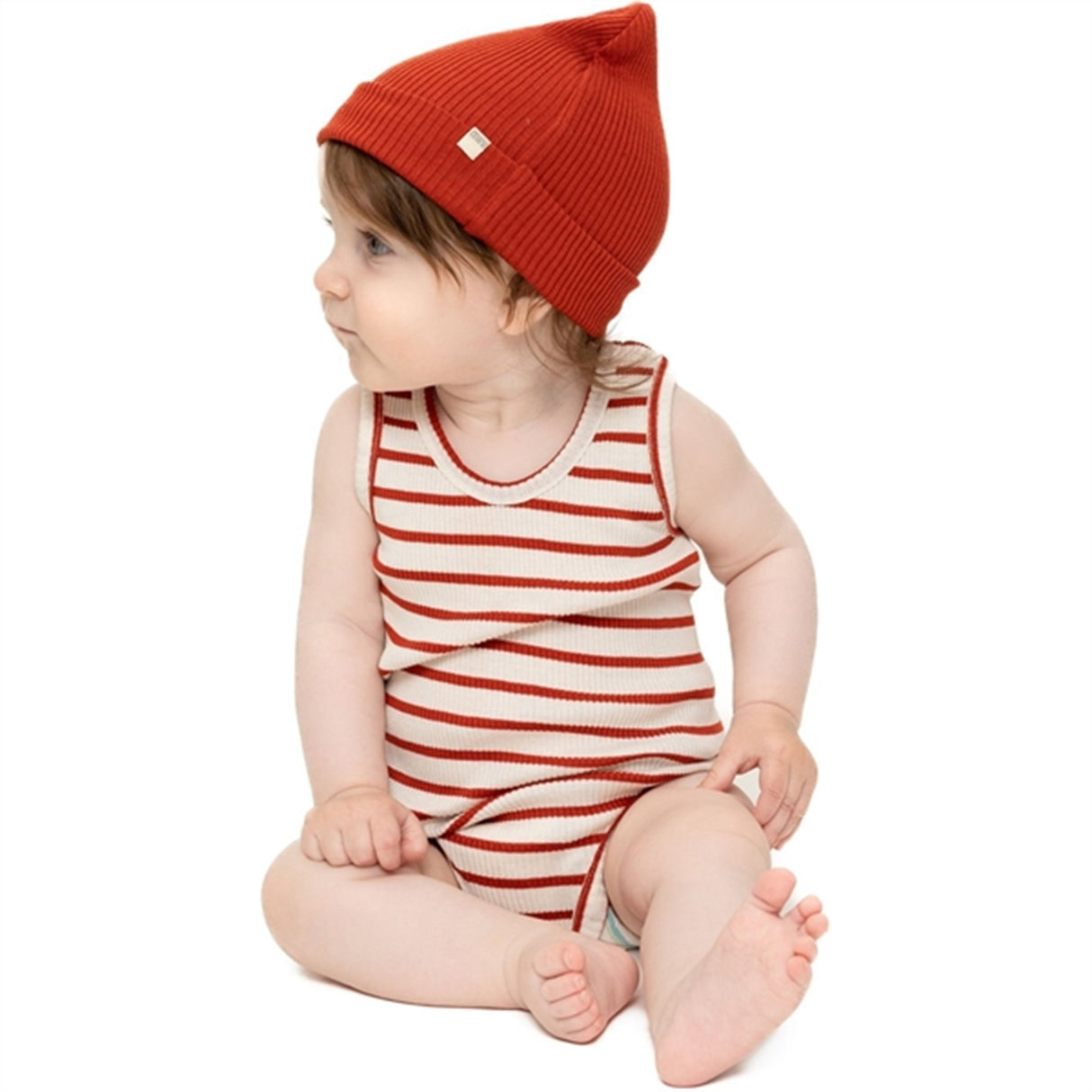 Minimalisma Bambi Babyhjelm Poppy Red