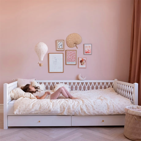 Cam Cam Copenhagen Harlequin Daybed White 2