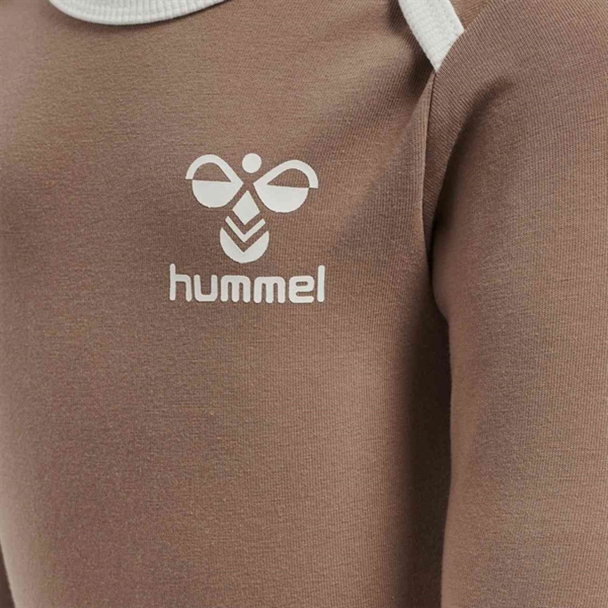 Hummel Beaver Fur Maule Body 3