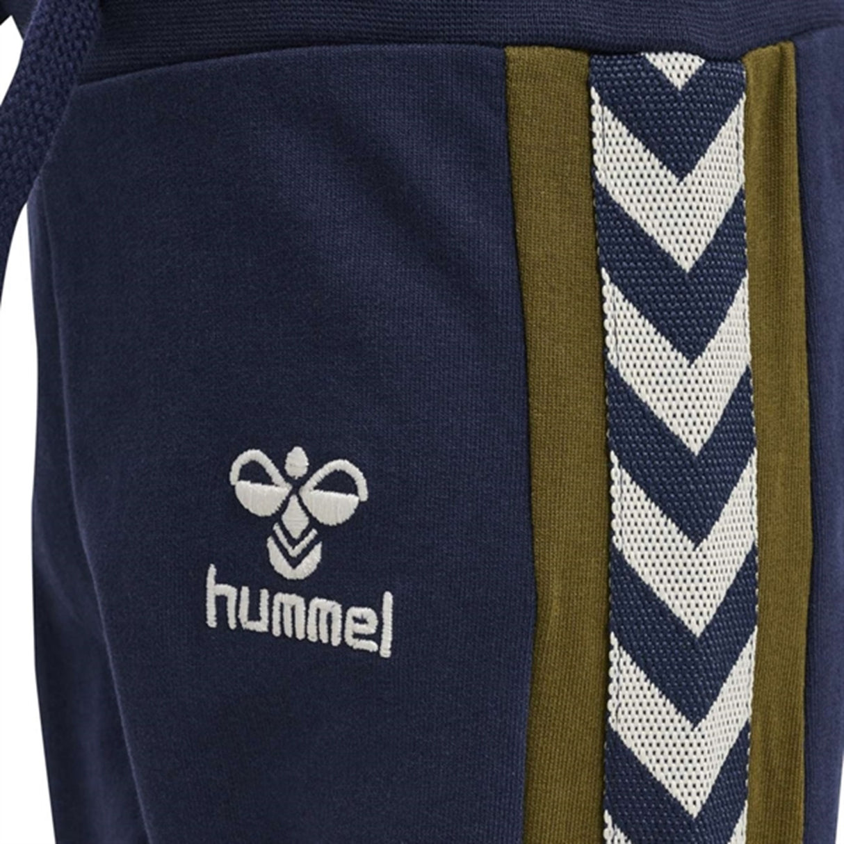 Hummel Black Iris League Bukser