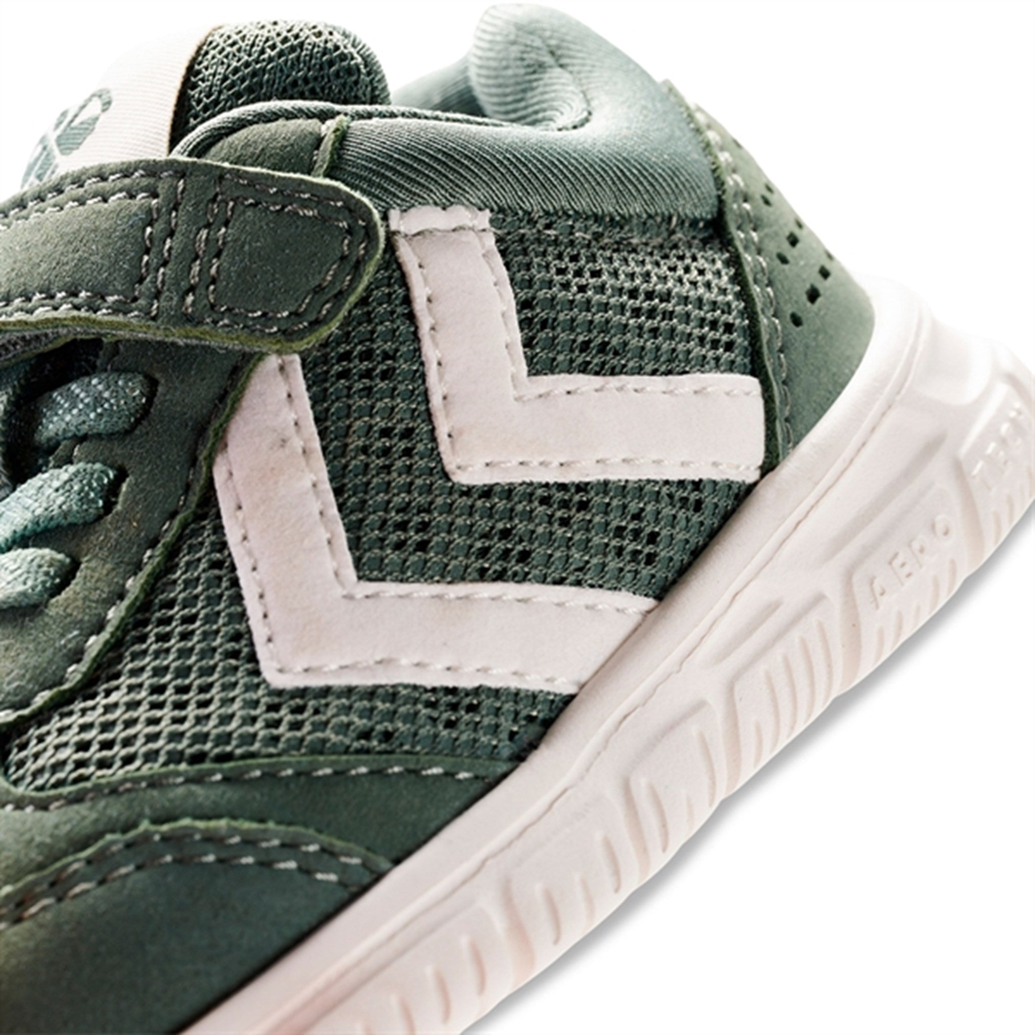Hummel Crosslite Infant Sneakers Laurel Wreath 6