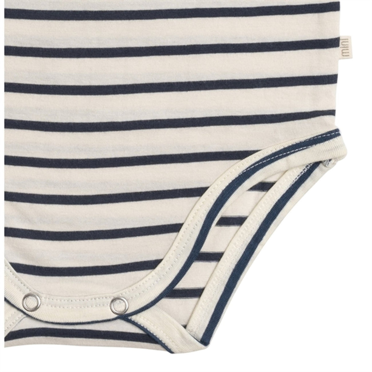 Minimalisma Nomas Body Sailor 4