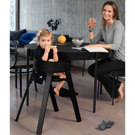 Stokke® Steps™ Chair Black inkl. Bouncer i White Deep Grey