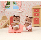 Sylvanian Families® Valnøddeegern-Tvillingerne