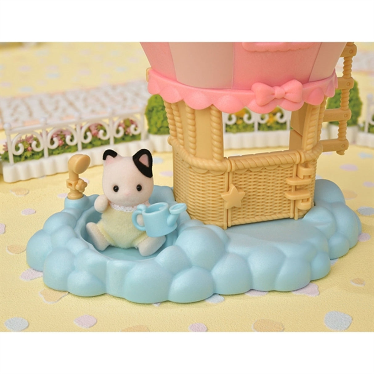 Sylvanian Families® Baby Ballon Legehus Med Figur